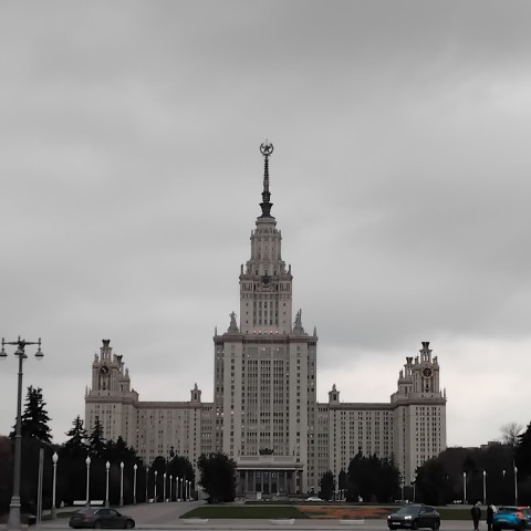 Дина в LOOKY. . 