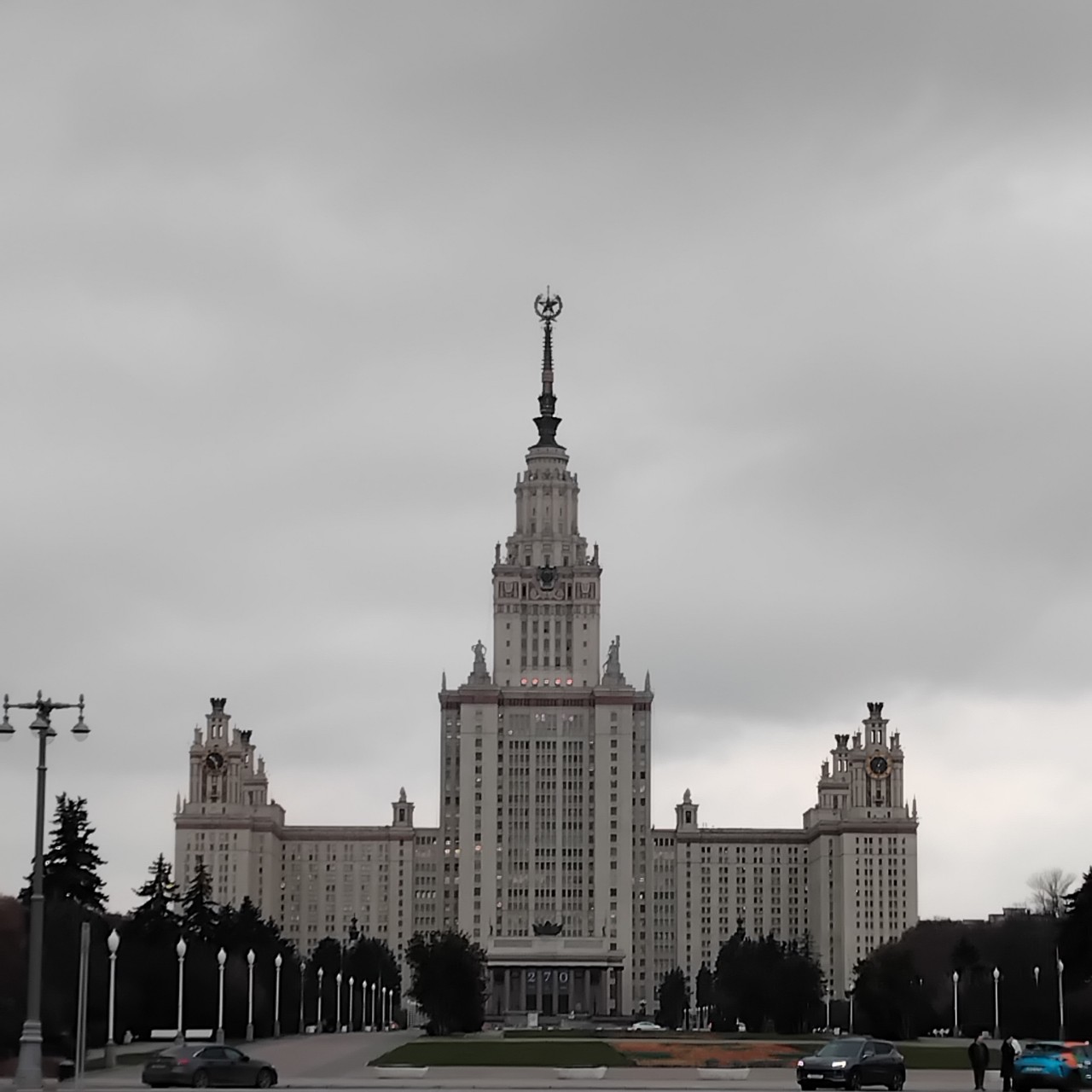 Дина в LOOKY — публикация
