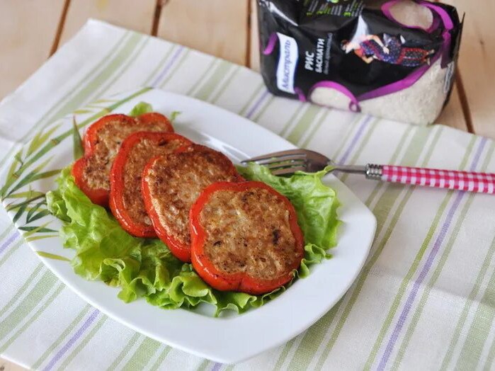 Меню на каждый день в LOOKY — Фаршированные колечки из болгарского перца.

Куриное филе - 