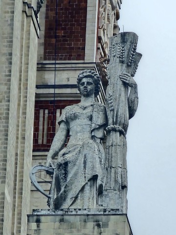 sergeech91 в LOOKY. . МГУ в деталях