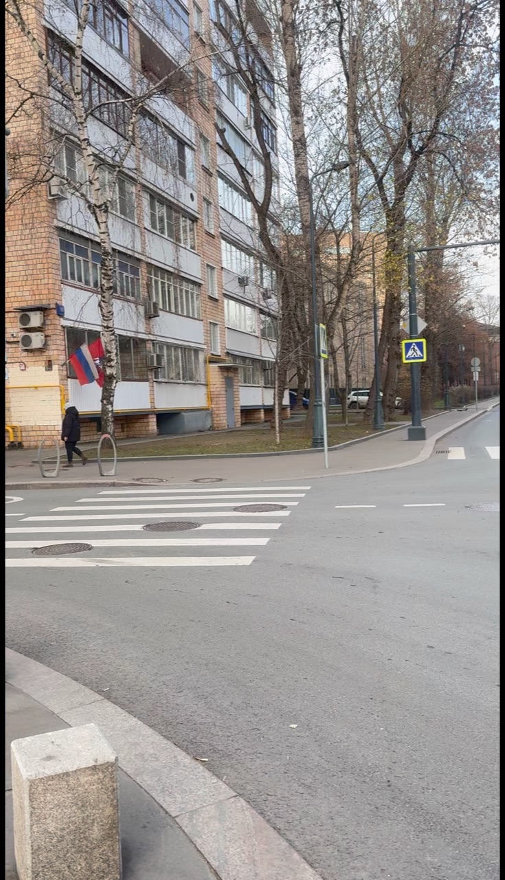 Наташа в LOOKY. #прогулкипомоскве,#московскиедворики,#декабрь,#аутентичныйгород. Раньше в этом храме ...