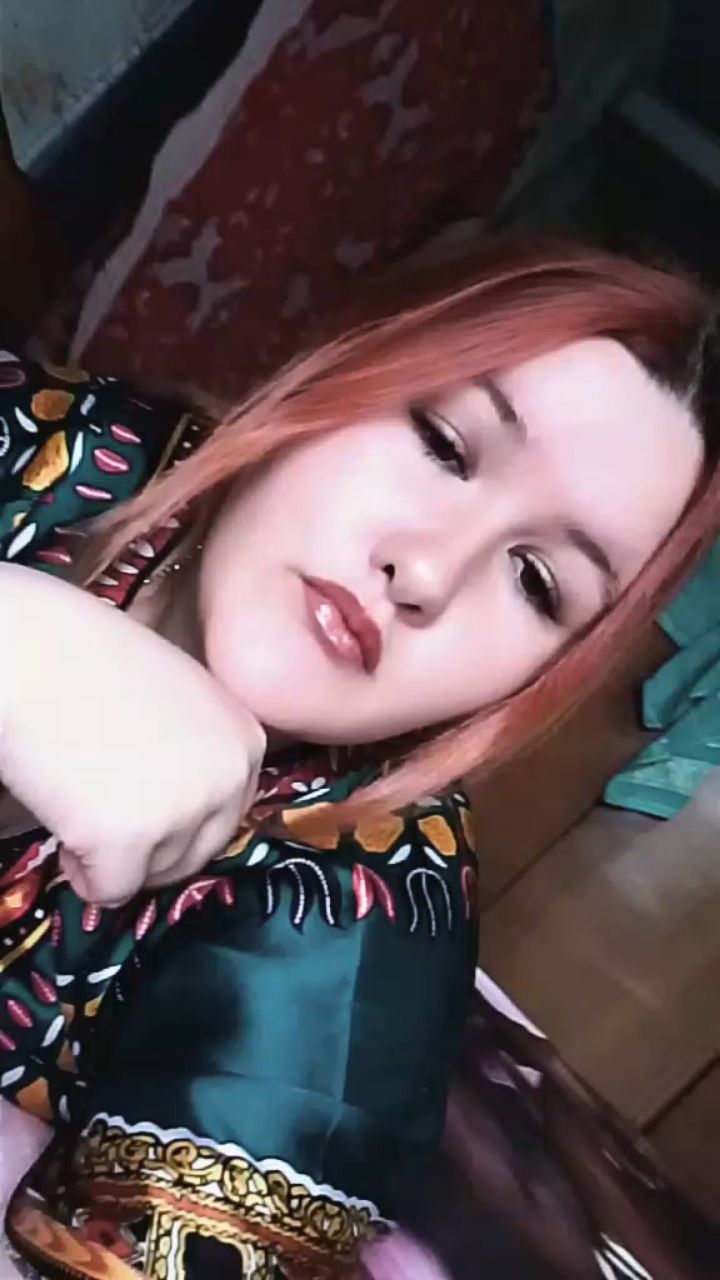 Алиса в LOOKY. . 
