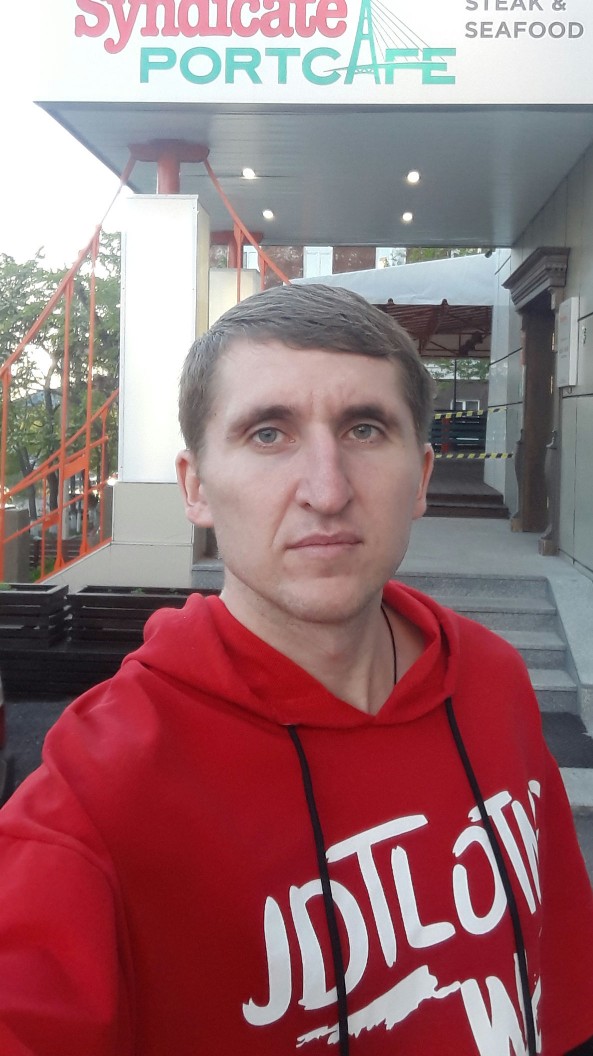 Всем привет! Теперь я в Looky!