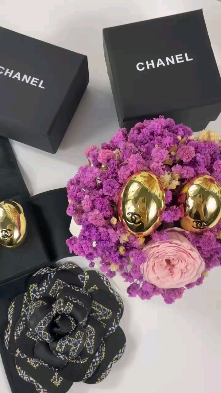 Alisa в LOOKY. #Chanel,#сережки,#аксессуары,#chanel,#вналичии,#москва@alisabardinova. В наличие в Москву п...