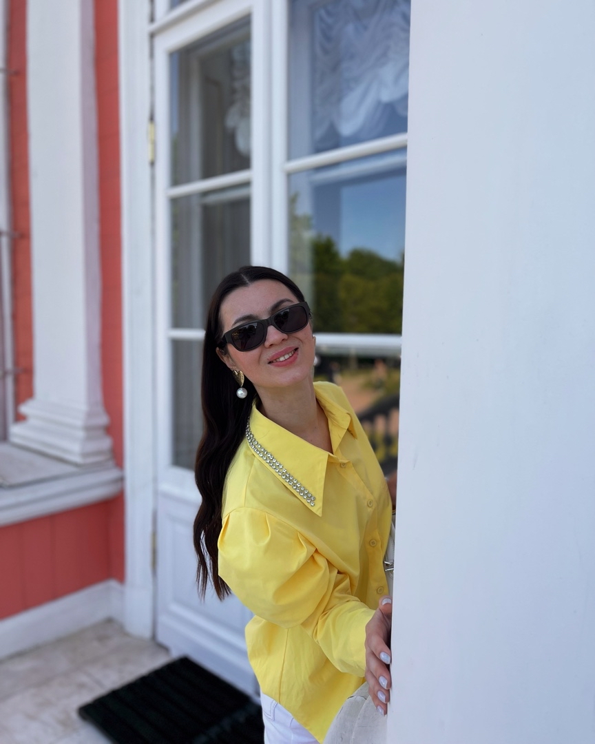 🛍 Всем привет! Я Алевтина, 11 лет стилист-имиджмейкер с большой буквы 🅰️ Создала успешный и привлекающий внимание стиль более 500 клиентам!

Мои клиенты предприниматели, топ менеджеры, эксперты - все они хотят выглядеть современно, индивидуально и создавать доверие уже с 1й минуты🤝

Подхожу к созданию стиля максимально профессионально: учитываю типаж внешности и линии на лице, психологию цвета и цветовых контрастов, особенности фигуры, запрос и цель, насмотренность на современные тренды👍

Могу с уверенностью заявить СТИЛЬ 100% влияет на успех, помогает привлечь и расположить к себе больше клиентов и выглядеть достойно в глазах сотрудников👍

Приглашаю на БЕСПЛАТНУЮ диагностику, где мы разберём, что нужно улучшить в стиле для достижения целей👌🏻

ℹ️УСЛУГИ,ЦЕНЫ И ОБО МНЕ БОЛЬШЕ ТУТ almadamo.ru