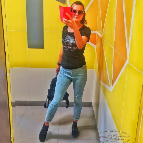 Лайки дружба и спорт в LOOKY. #looky,#looky,#looky_топ,#looky_контент,#looky_блогер,#looky_рекомендации,#looky_you,#мода,#стиль,#джинсы,#одежда,#творчество,#блог,#блогер,#осень,#тренды,#трендыосень,#лайки,#мама,#семья,#жизнь,#саморазвитие,#пиар,#взаимно,#лайкивзаимно,#вз,#взаимныелайки,#взаимнаяподписка,#ярус,#яrus,#qrme,#now,#ютуб,#хобби,#треш,#новости,#россия,#любовь,#чатактива,#чатпиара,#образ. Скоро в школу. Кому ...