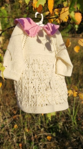 polina_knitting_kamaeva в LOOKY. #вязание,#реглан,#платье,#платье_спицами,#спицами,#moskaliki,#хобби,#семья,#на_выписку,#вязание_для_новорожденных. Бесшовное платье для...