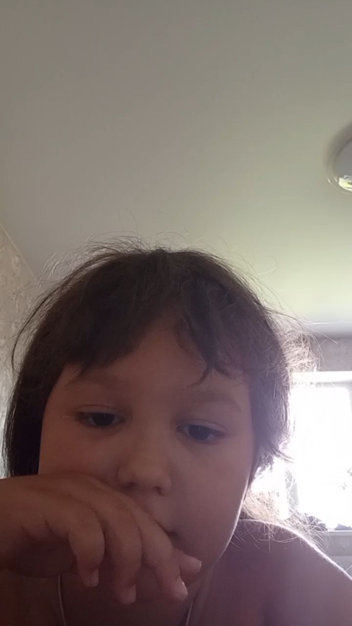 Looky_178177449579812 в LOOKY. . Я живу как сына скаж...