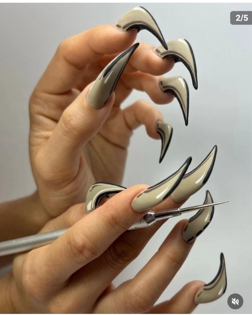nailone.artista in LOOKY. . 