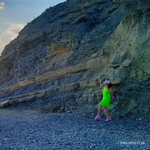 Looky_Lena_log в LOOKY. . Море волнуется раз.
...
