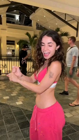 cotton candy в LOOKY. . [#hotgirlsummer](hot...