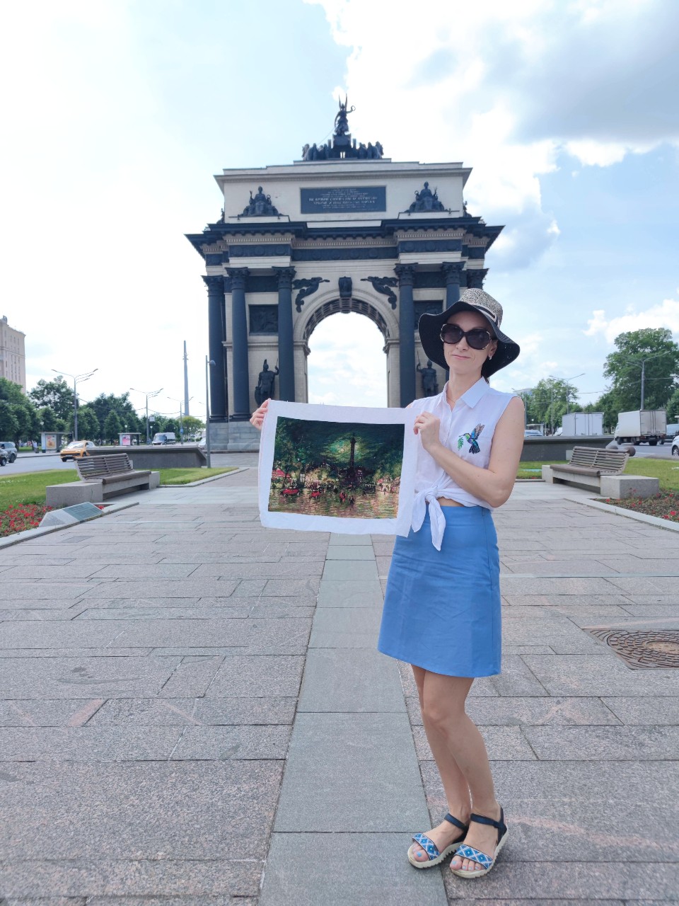 Больше года меня тут не было. Буду потихоньку вливаться) 💙
"Бастилия" по картине Константина Коровина, вышила по набору от Риолис.
[#вышивка ](вышивка)
[#вышивкакрестом ](вышивкакрестом)