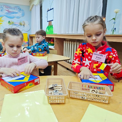 svetkids16 в LOOKY. #Светлячок,#ПодготовкаКШколе,#РаннееРазвитие,#Челны,#дети. Развиваем логическое...