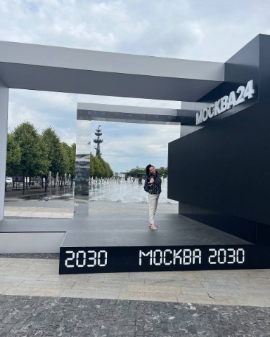 Евгения Григорьева в LOOKY. #лето,#Москва,#москва2030,#2024. Протяни руку миру и ...