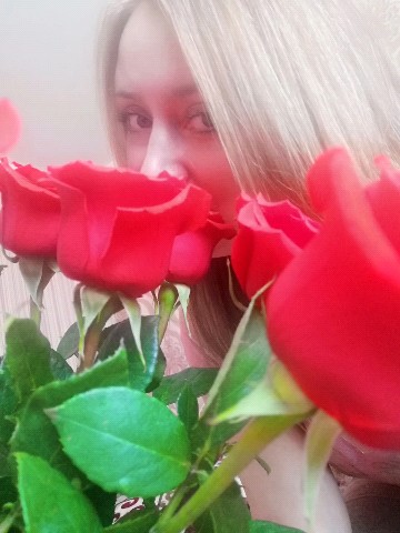 Елена_SW in LOOKY. . Танец страсти
Аромат...