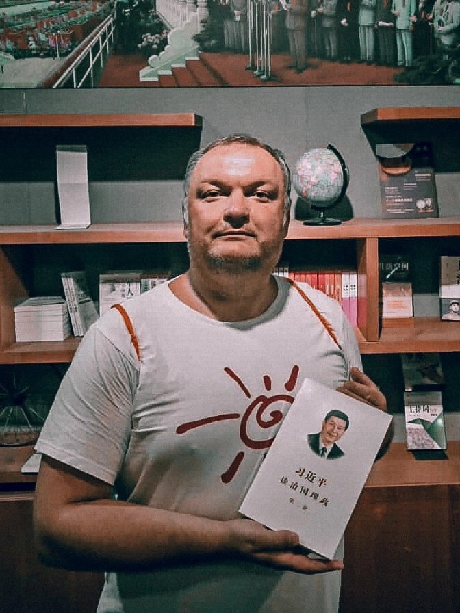Светлана Вайвод в LOOKY — фото 4