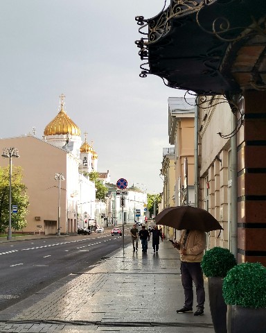 a.anikin в LOOKY. #mf,,#citylights,,#color,,#streetphotography,,#avla. Вид на Храм Христа С...