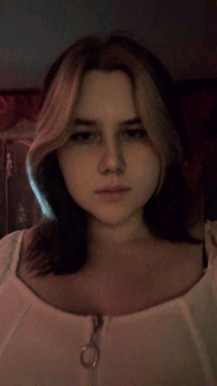 helsy_r_a_i_n в LOOKY. . Ею бредил ты...