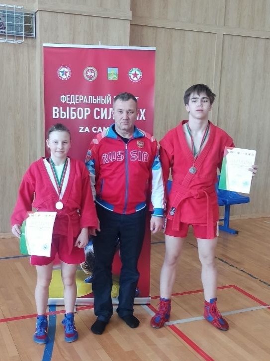 Наташа в LOOKY — Спорт у нас в семье на первом месте!
#самбо#дочь#спорт#тольк