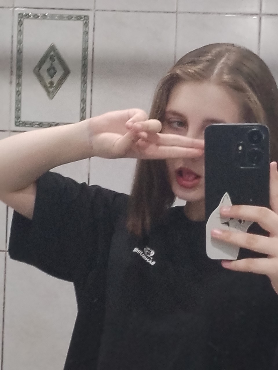 Я вернулась :3