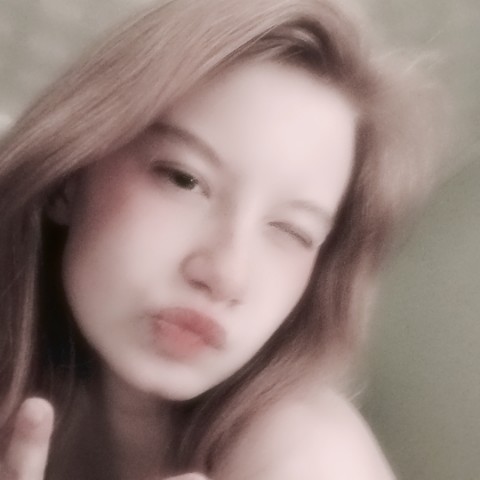 LiorLitta в LOOKY. . Всем привет!
Я здесь...
