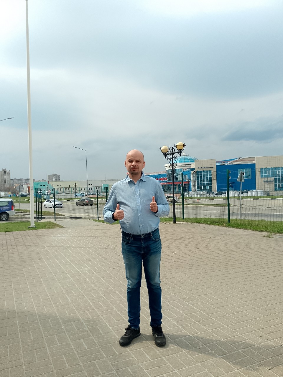  в LOOKY — Всем Вам хорошего 
позитивного дня.
🙂🙂🙂