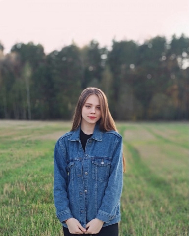 Юлия в LOOKY. . 