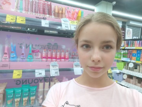 Настя в LOOKY. . С подружками на шопп...