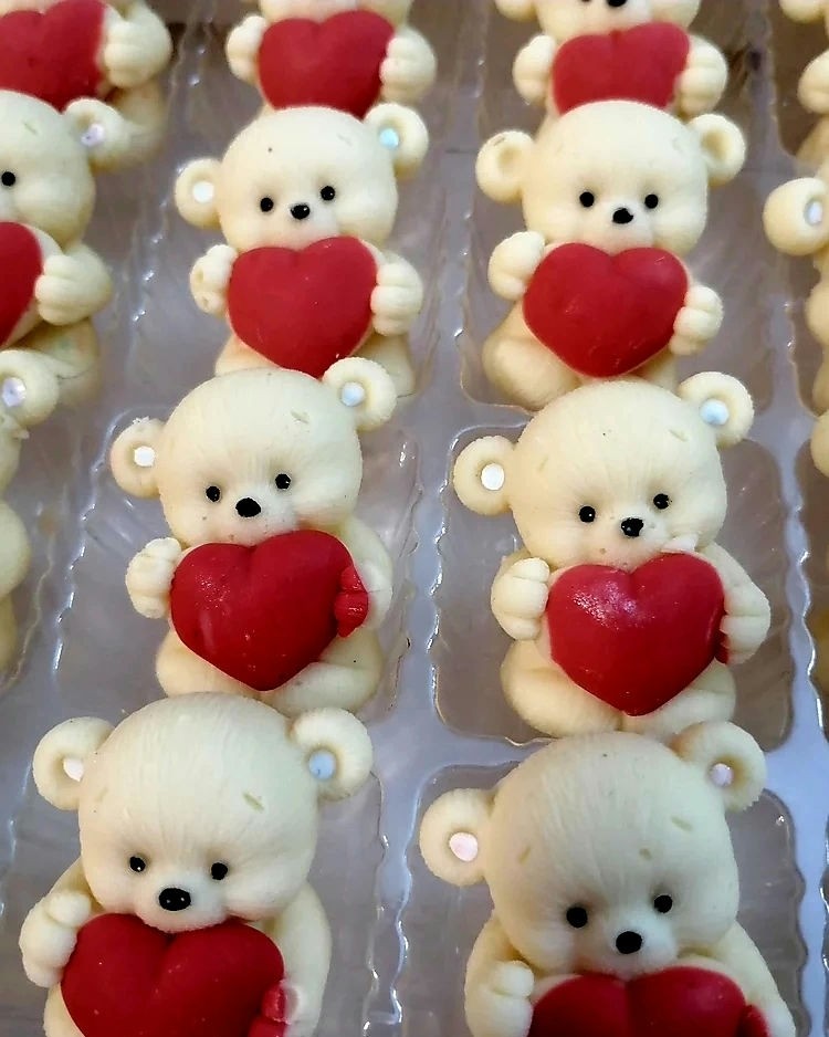 Мимишная армия мишек 🐻
#js_chocolate
#конфетыручнойработывзеленограде
#шоколадназаказ
#подаркисовкусом
#зеленоград
#андреевка
#голубое
#всевшоколаде
#looky_топ
#шокобукет
#шоколадручнойработы
#презент
#домашняявыпечка
#шоколадныефигурки
#шоколадныефигуркиназаказ
#шоколадныенаборызеленоград
#шоколадныймишка
#шоколадныйкотик
#шоколаднасова
#шоколаднаязмея
#подаркизеленоград
#авторскийшоколад
#zelenolife