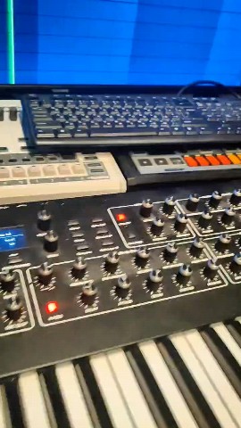 Alex Tov in LOOKY. . [#makemusic](makemus...