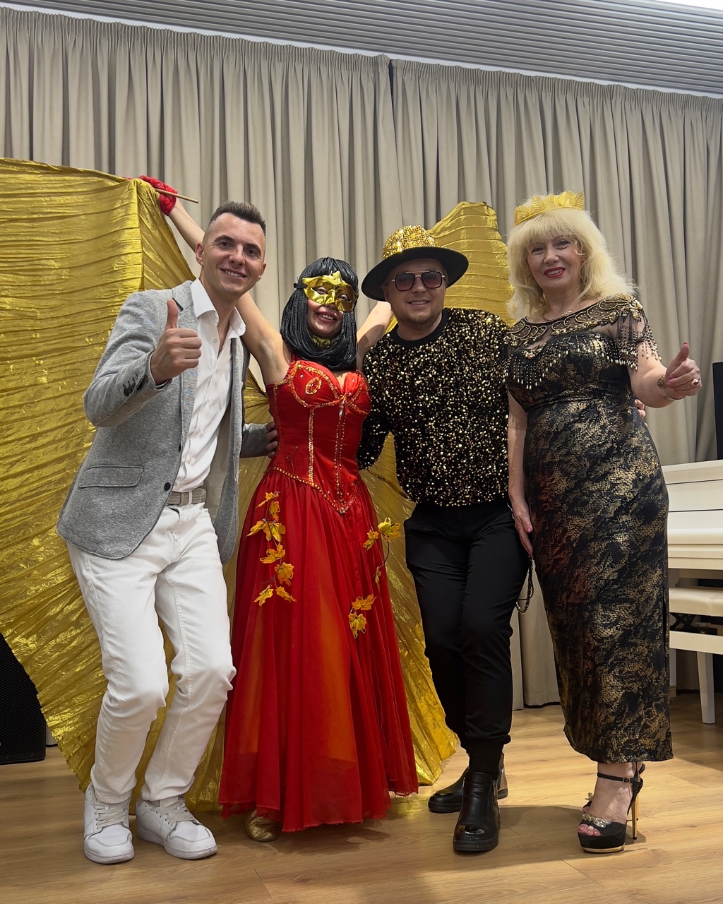 С прекрасными артистами театра песни KRASNOBAEV SHOW. [#petrsergeev](petrsergeev) [#like4like](like4like) [#follow](follow) [#рекомендации](рекомендации) #рек