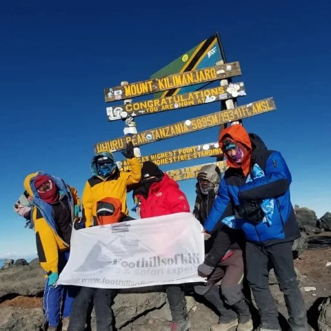 Foothillsofkili Tours в LOOKY. #foothillsofkili_tours,#imaginenepal,#mountain,#MountKilimanjaro,#rooftopofafrica,#teamchina🇨🇳,#teamnepal🇳🇵,#tanzanianationalparks,#visittanzania🇹🇿. Life is a mountain o...