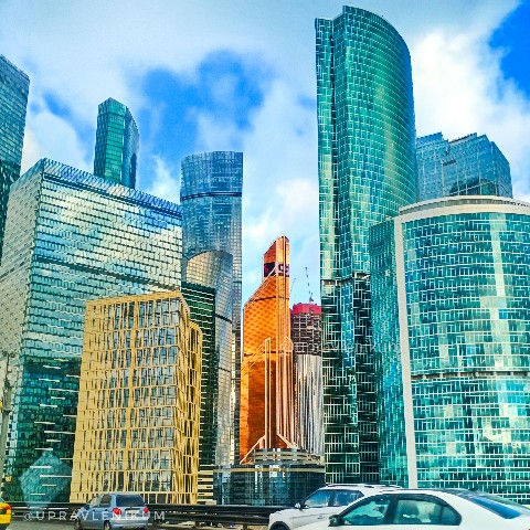 Топ-топ блогер в LOOKY. #блиц_столиц,,#москва,#сити,#квартал,#moscow,#moscowneversleeps,#moscowcity,#moscowdays,#street,#столица,#capital,#столицароссии,#мойгород,#любимаямосква,#интересноевмоскве,#фото,#стекло,#tower,#небоскреб. Что я могу сказать п...