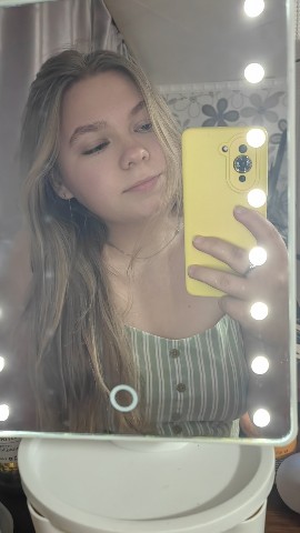 _._.elvira17 в LOOKY. . Ну что за красотка в...