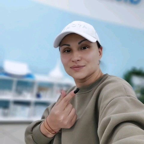 Атоми с Элеонорой Голицыной в LOOKY. . Всем привет!!!🫶
🙋‍...