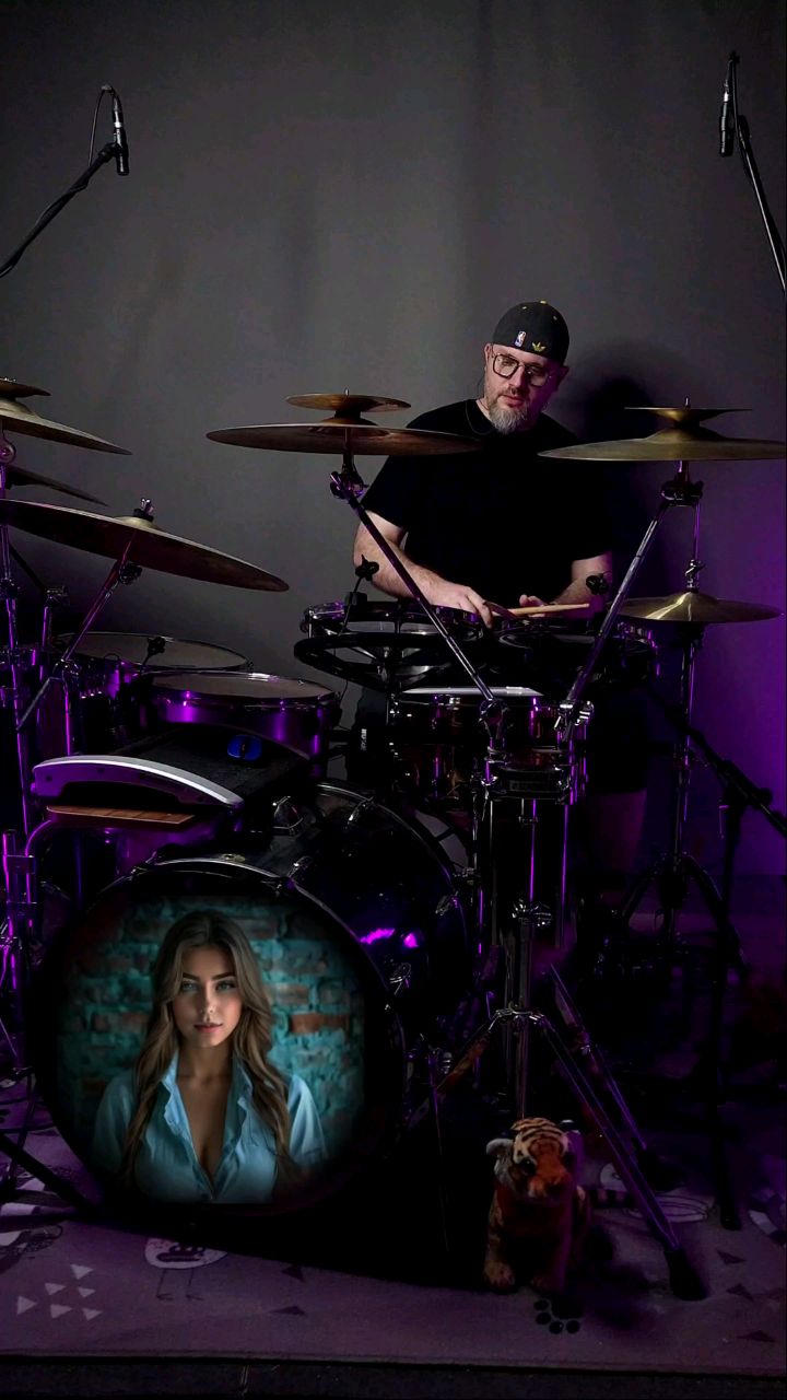 Prakshdrums в LOOKY. #drums,#drumcover,#drummer,#drumming,#prakshdrums,#music,#барабаны,#cover. korn - another brick...