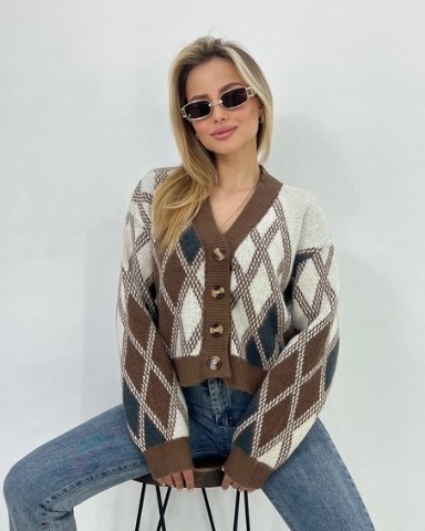 EQS SHOP в LOOKY. #купить#кофта#кардиган#премиумкачество#кофтавязанная#вязка#кофточка#купитькофту#купитькофтунаосень#куртка#онлайнмагазин#пуховик#зима#магазин#магазинодежды#зима#купить#купитьпуховик#спортивныйкостюм#женскаяодежда#женское#длявсехвозврастов#одеждавмоскве#одеждавпитере#одеждамосква#лук#модныйлук#Костюмосень#костюм#спортивныйкостюм#спорт#осень#одежжа#верхняяодежда#купить#купитькостюм#купитьспортивныйкостюм#магазин#. Цена 1999

#купить#к...