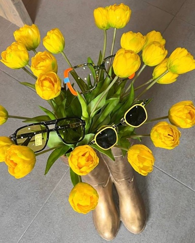 oco.optica в LOOKY. #купитьочки,#салоноптики,#с8марта2026,#весеннийобраз,#аксессуары,#заботаозрении,#подароксебелюбимой,#стильныеочки,#моднаяоправа,#проверказрения,#солнцезащитныеочки,#очкиотсолнца,#очкидляводителя,#трендовыеочки,#зеркальныелинзы,#фотохромныелинзы,#детскиеочки,#очкидлядетей,#мягкиеконтактныелинзы,#цветныелинзы,#врачофтальмолог. ПОЗДРАВЛЯЕМ С ПРАЗДН...