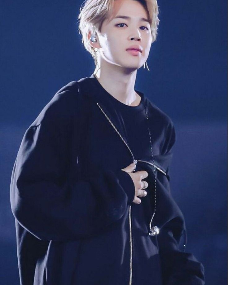 Kim_Li in LOOKY. . [#jimin](jimin) [#bt...