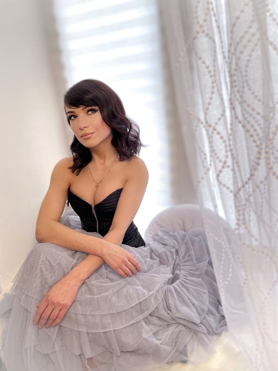 Марина Сандра в LOOKY. . «Весной дует самый ч...