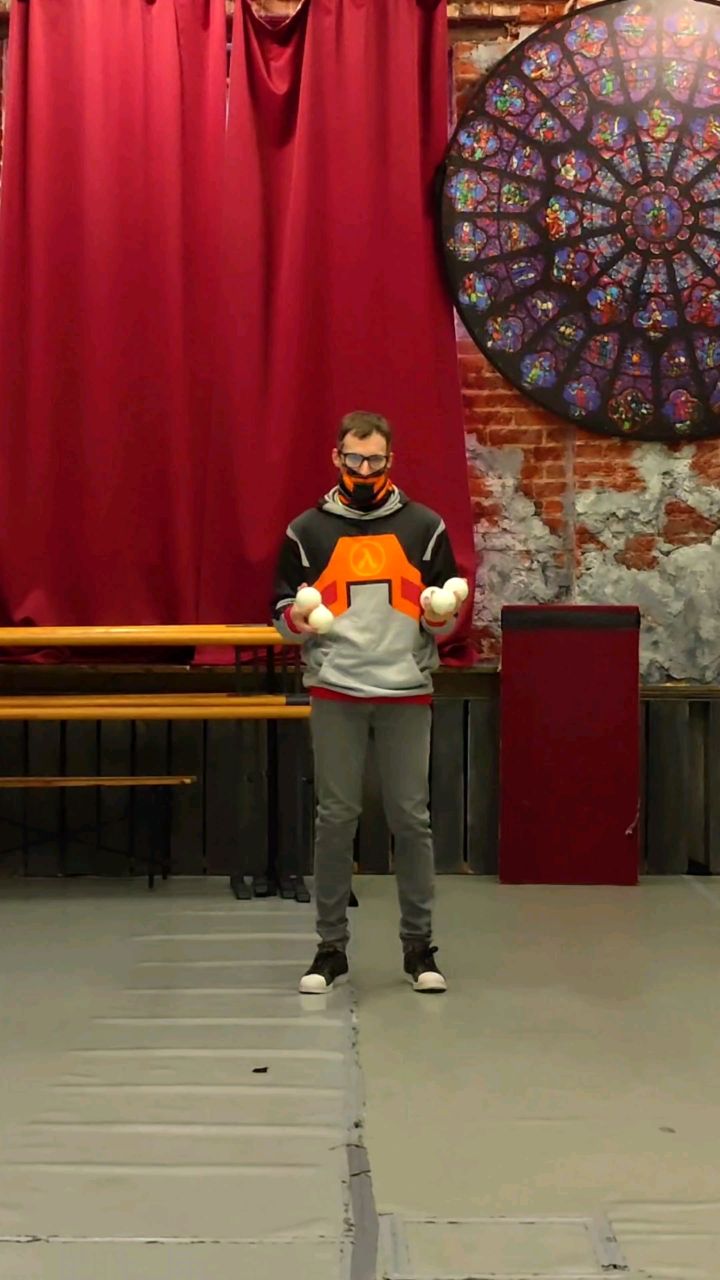 artist_vladislav в LOOKY. . 