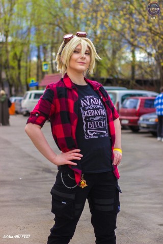 Angry Witch в LOOKY. #косплей,#cosplay,#angry_witch,#genshinimpact,#bennet,#беннет. #косплей #cosplay #a...