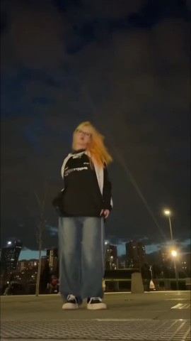 Нара in LOOKY. . Танцы