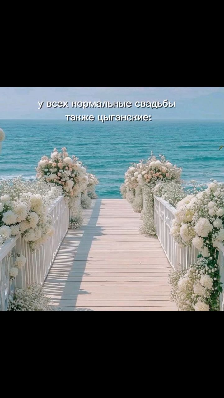 Козлова Женя в LOOKY. #гача. У всех нормальные св...