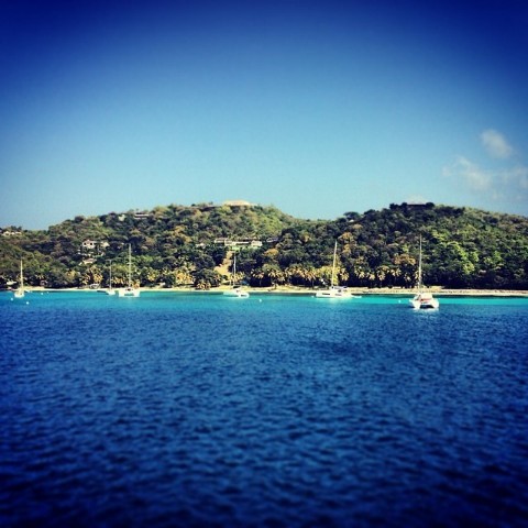 Looky_1686511480688 в LOOKY. . Anchored off Mustiqu...