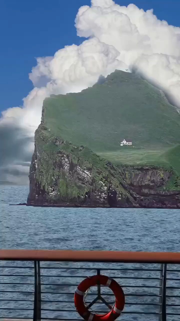 Наталья в LOOKY. . Самый уединённый дом...