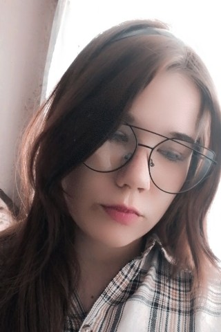 PolinaD32 в LOOKY. . Твоя жизнь читается ...