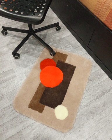 TAFTING R51 в LOOKY. #tafting,#коврыручнойработы,#ковер,#handmade,#handmadecarpet,#carpet,#rugs. Коврик в наличии!

#...