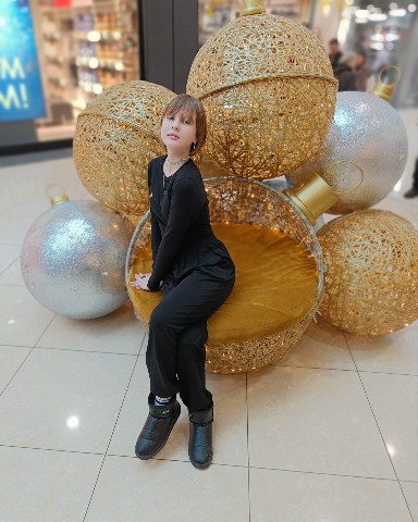 Ева в LOOKY. . 