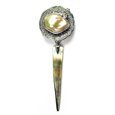 Сергей Бутаров в LOOKY. #кулон,#exo,#design,#дизайнерскийкулон,#handmade,#sergboo,#авторскиеукрашения,#ювелирныеизделия,#sergboo_пришельцы,#sergboo_aliens. 👽

И снова пришельц...